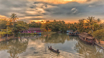 Intrepid Travel India Kerala Backwaters