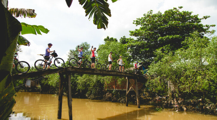 Intrepid Travel vietnam thailand cambodia cycling group
