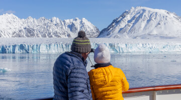 Svalbard Adventure Mini Cruise  HGR 169347 Photo Andy Evans