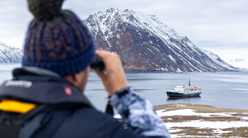 Svalbard Adventure Mini Cruise  HGR 169363 Photo Andy Evans