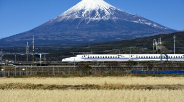 TrainJapanFuji