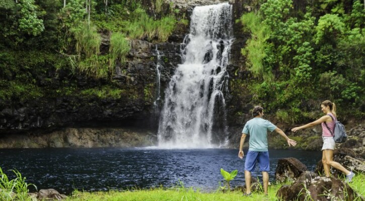 ncl Hawaii couple waterfall 1